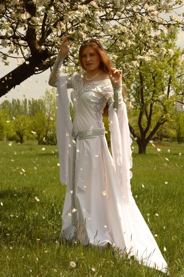 traditional irish wedding dresses