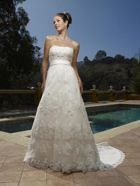 Spanish Wedding Dresses and Wedding Gowns